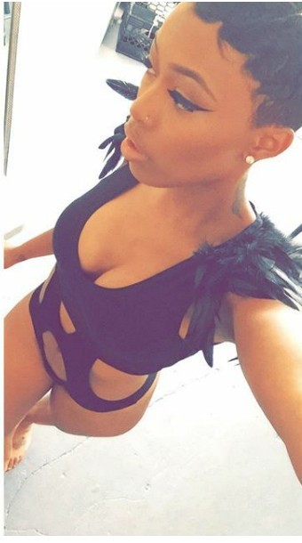 nyemiah supreme feet 4