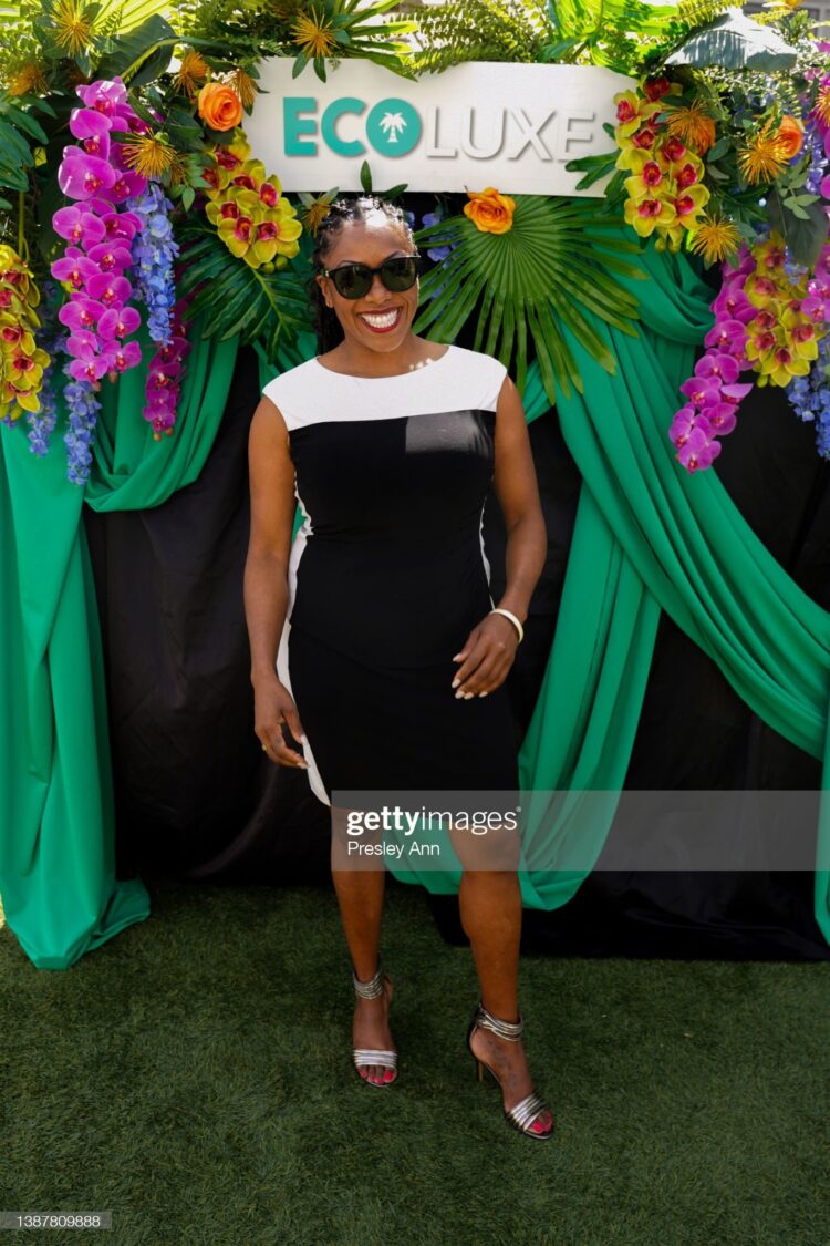 nyesha arrington feet 3