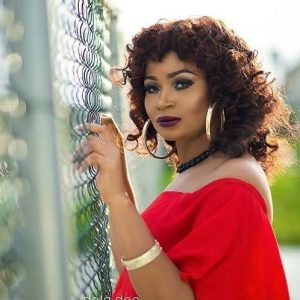 nzube maureen onyia feet