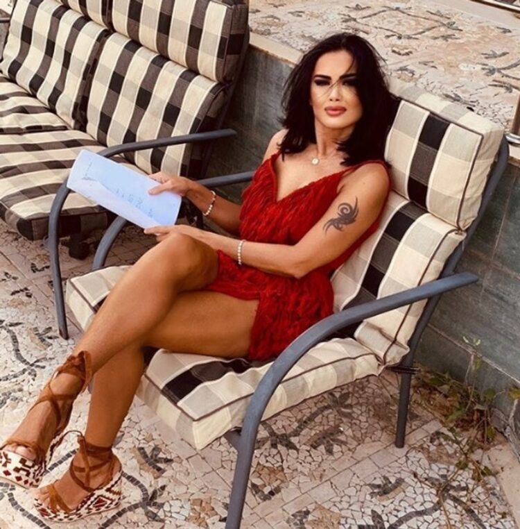 oana zavoranu feet 2