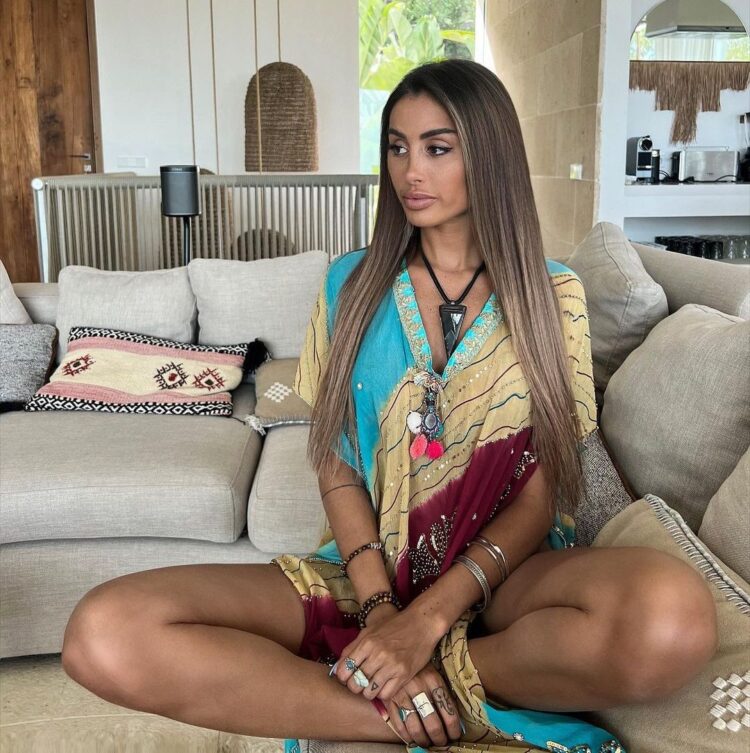 oceane el himer feet 1