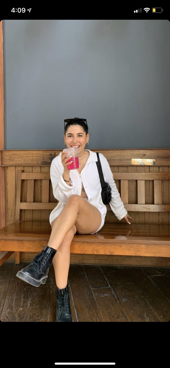 odalys velasco feet 3