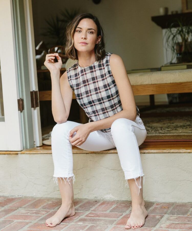odette annable feet 1