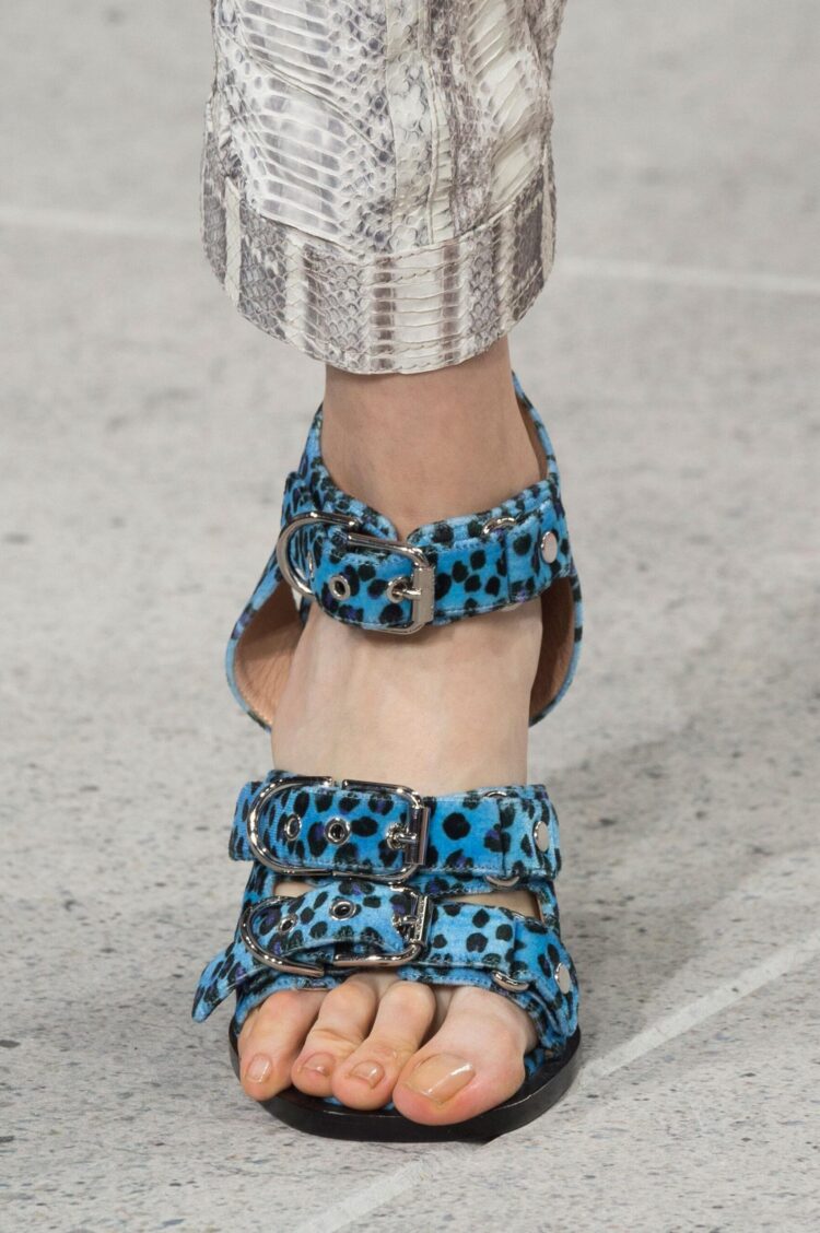 odette pavlova feet 2 scaled