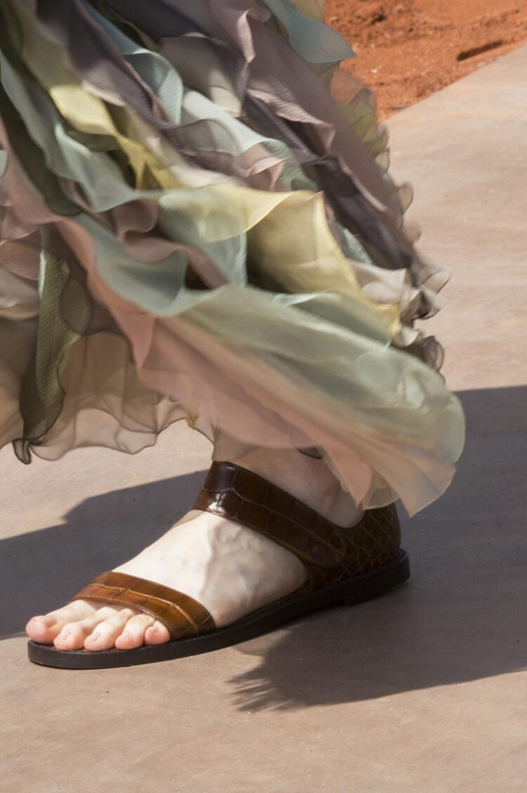 odette pavlova feet 4 scaled