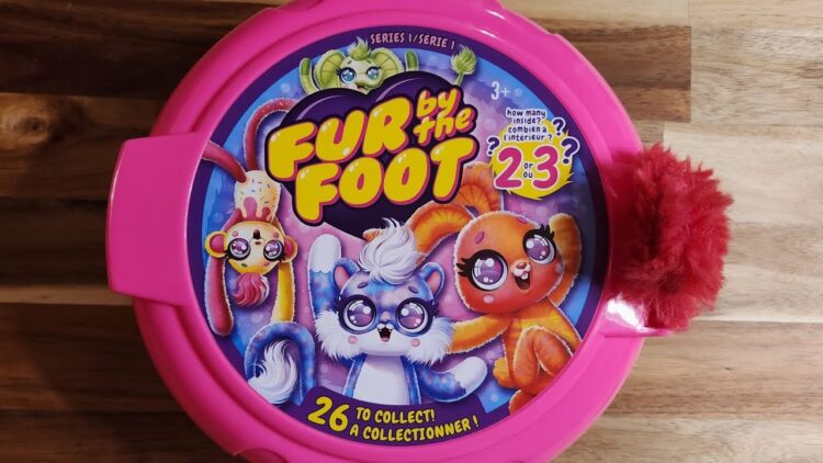 ohclucktoys feet 2