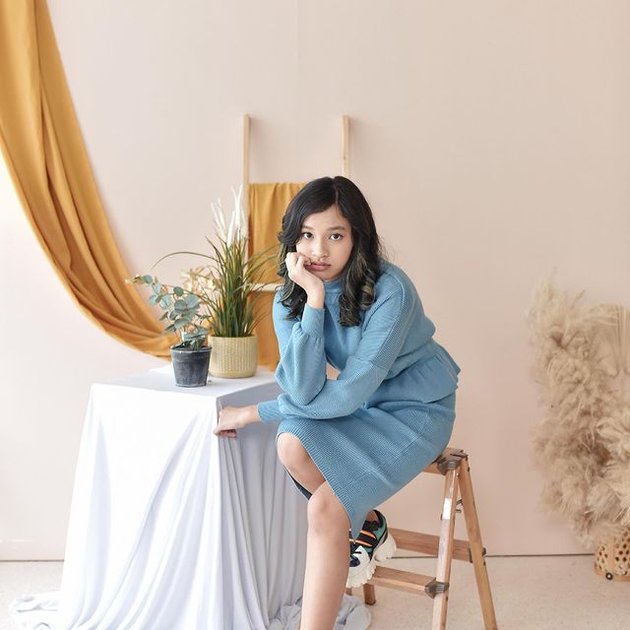 okie agustina feet 6