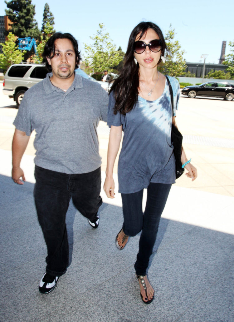 oksana grigorieva feet scaled