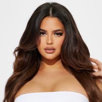 olenia caymares feet 4