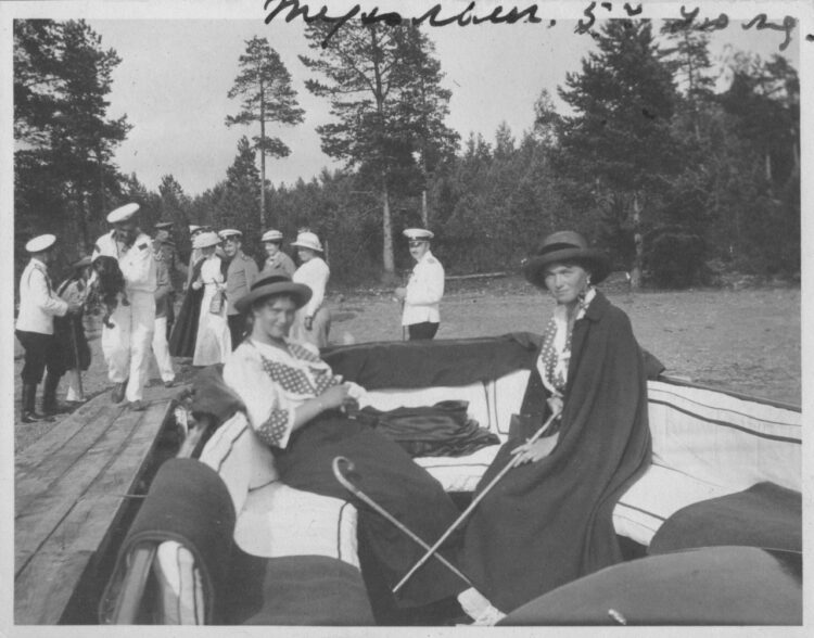 olga nikolaevna feet 4