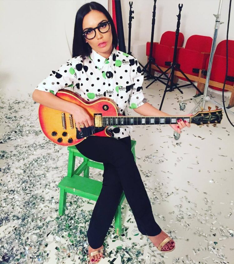 olga seryabkina feet 5