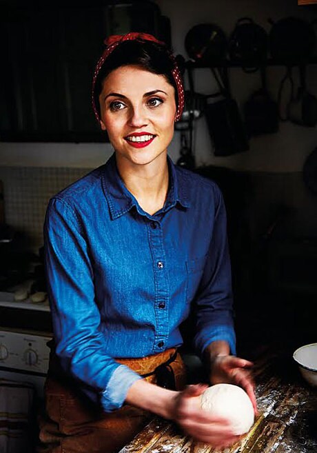 olia hercules feet 4