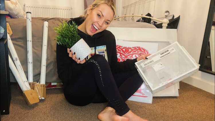 olivia berzinc feet 2