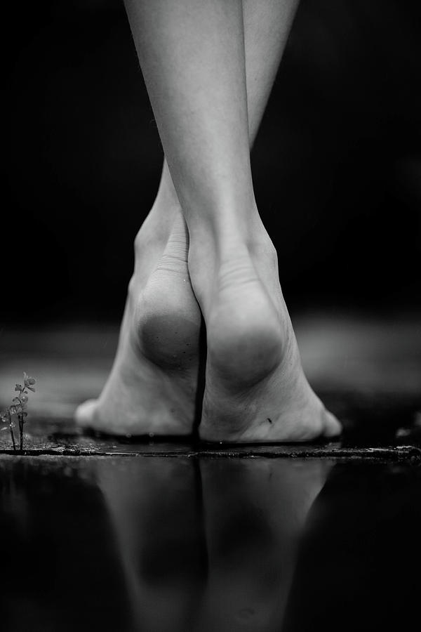 olivia brenting feet 5