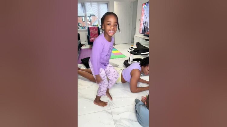 olivia chukwu feet 5