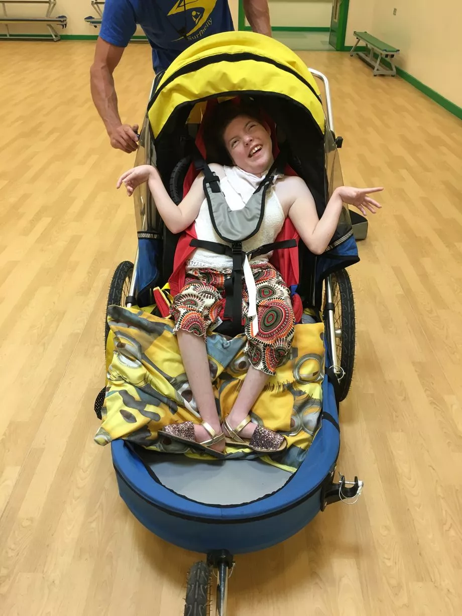 olivia collis feet 6