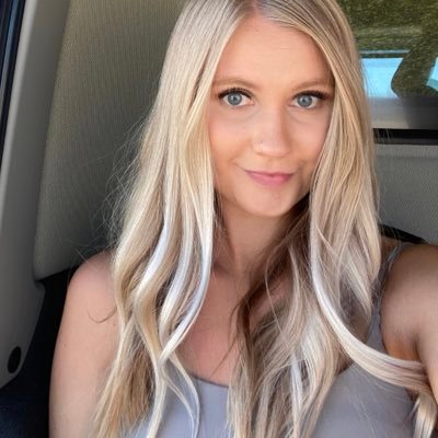 olivia d. novak feet