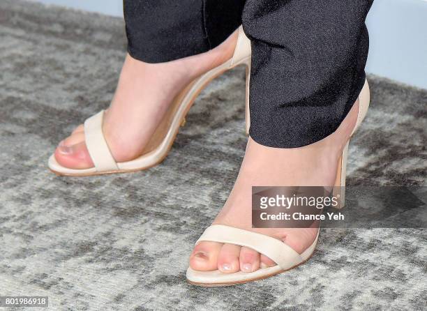 olivia dejonge feet 2
