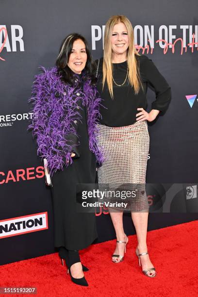 olivia harrison feet 5