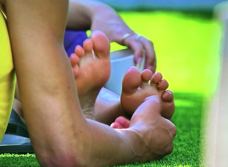 olivia hawkins feet 1 scaled