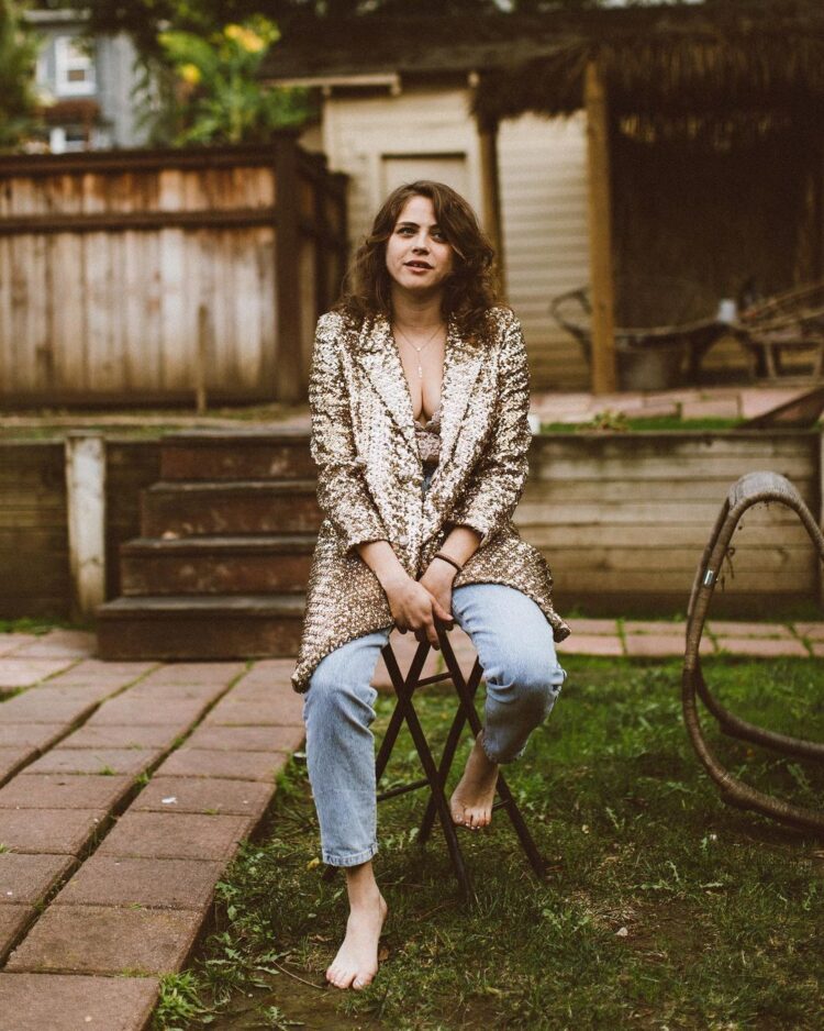 olivia luccardi feet