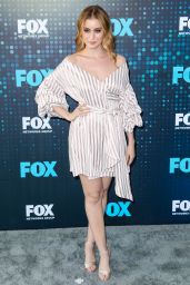 olivia macklin feet 4