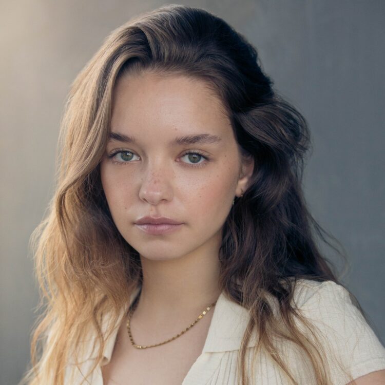 olivia mai barrett feet 3