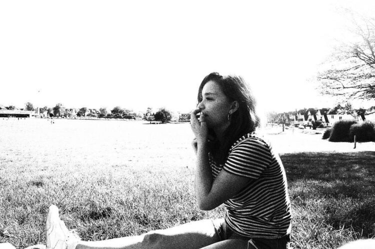 olivia mai barrett feet