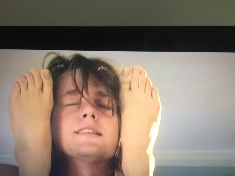 olivia may c feet scaled