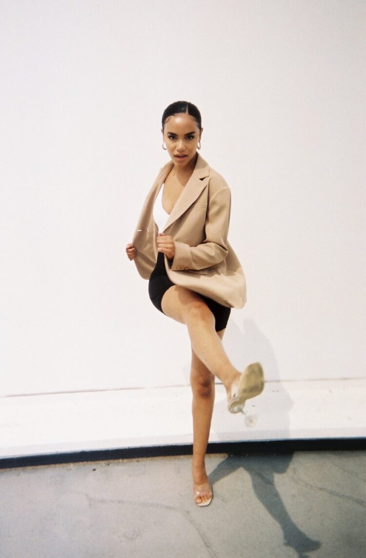 olivia mcdowell feet 2