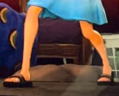 olivia mitchell feet 3