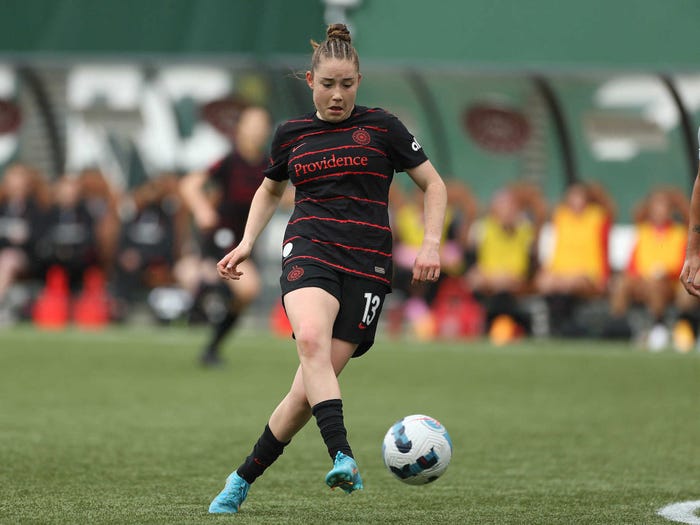 olivia moultrie feet 4