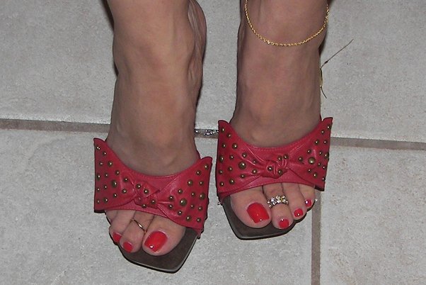 olivia o lovely feet 3