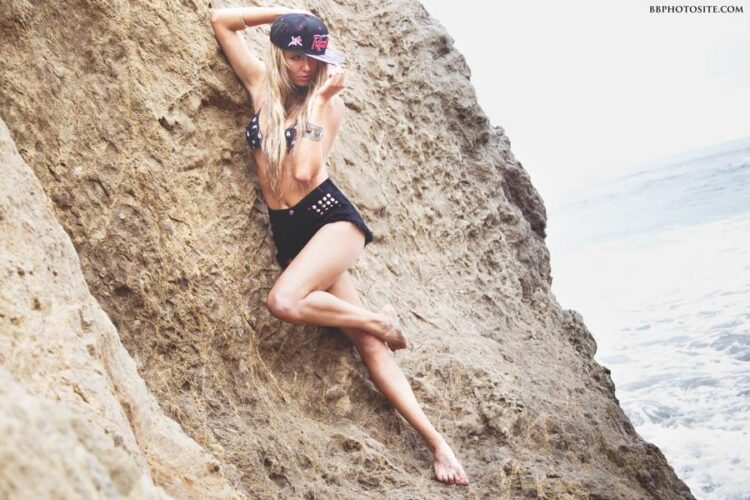 olivia paladin feet 5