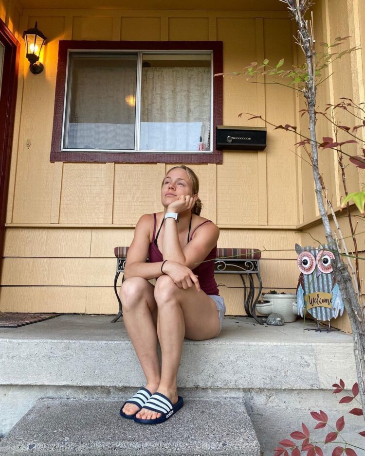 olivia palmer feet 2