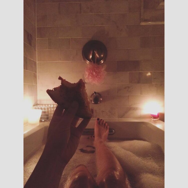 olivia puckett feet 4