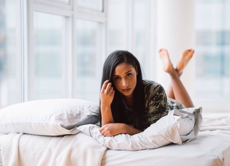 olivia ryan stern feet 6