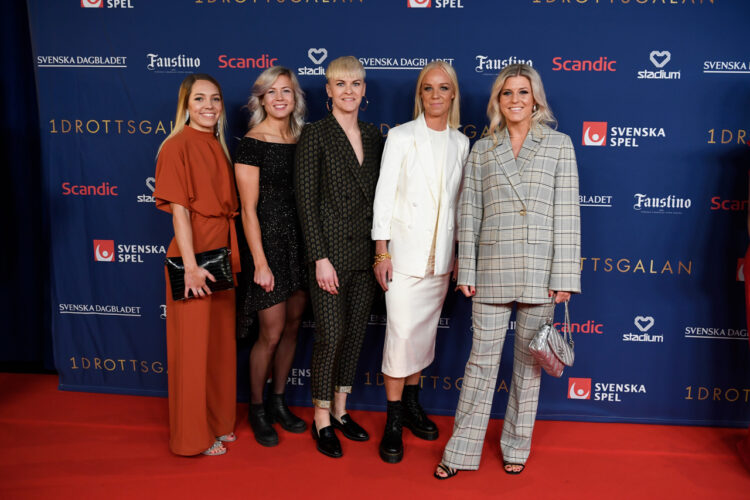 olivia schough feet 6