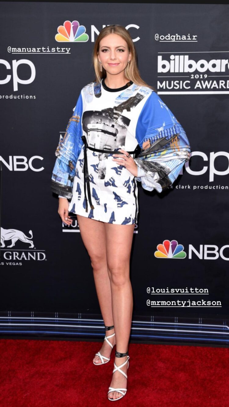 olivia somerlyn feet