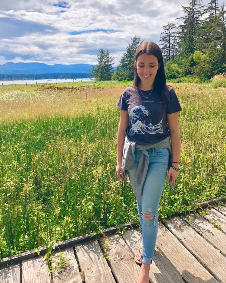 olivia steele falconer feet 5