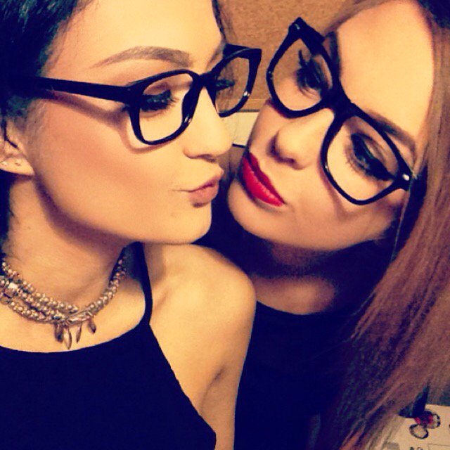 olivia weedall feet 3