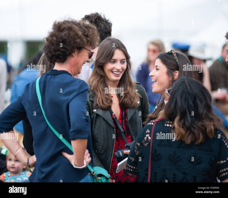 olivia wollenberg feet 1