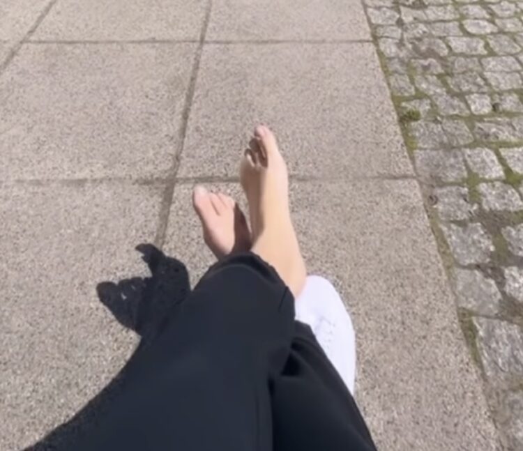 oliwia bieniuk feet 1
