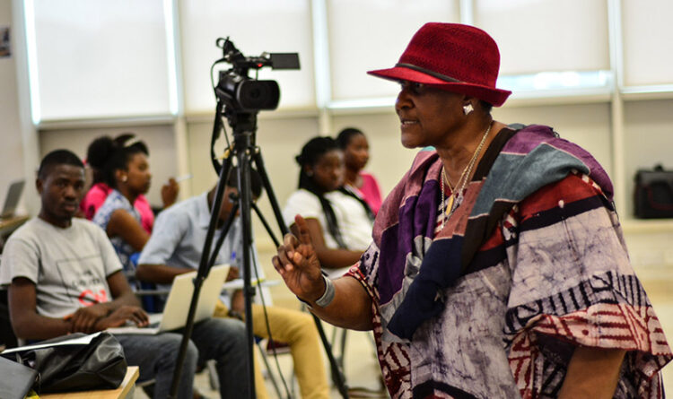 olubanke king akerele feet 6