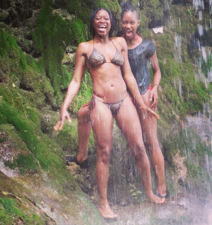 olunike adeliyi feet 4