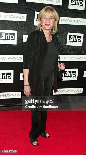 olympia dukakis feet 3