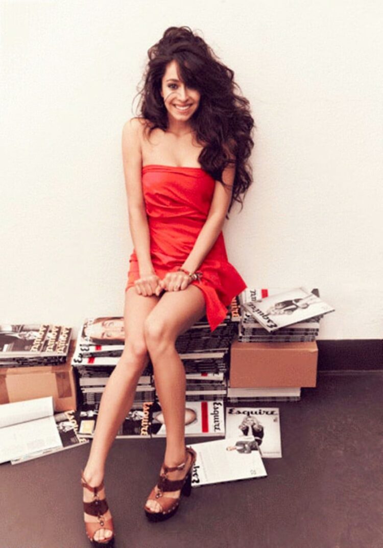 oona chaplin feet 4