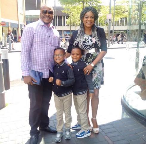 opeyemi aiyeola feet 6