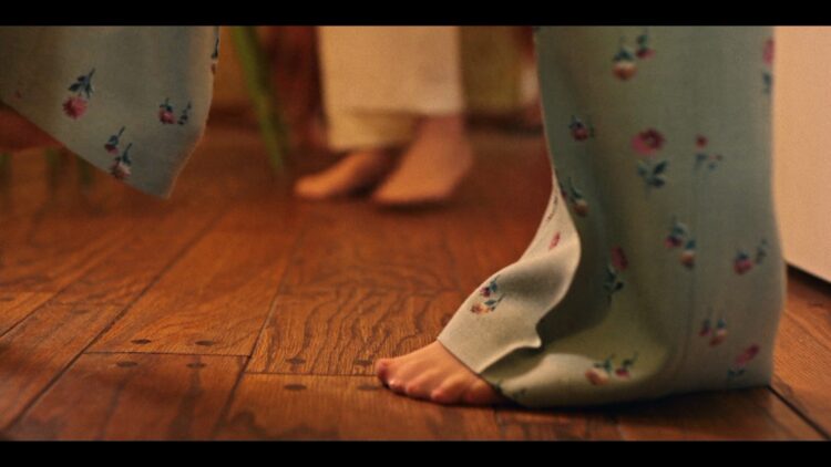 ophelia lovibond feet