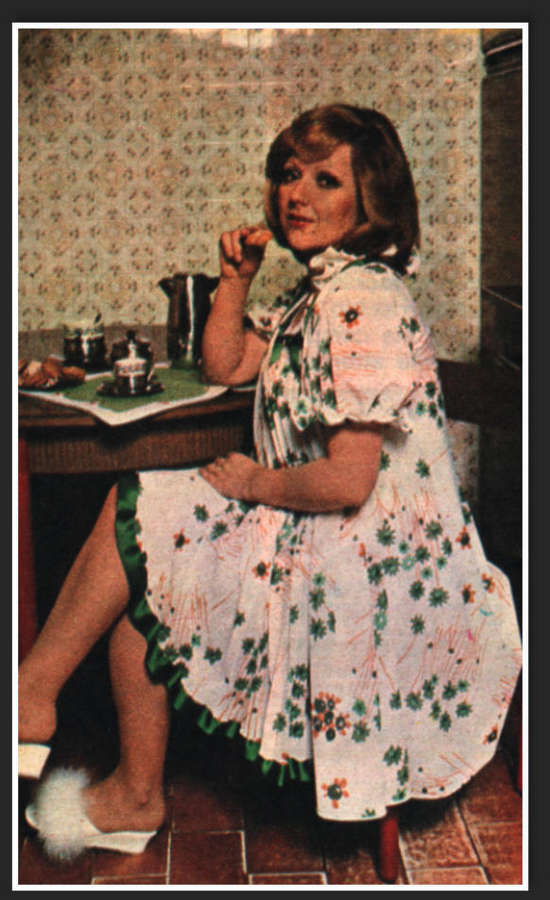 orietta berti feet 2